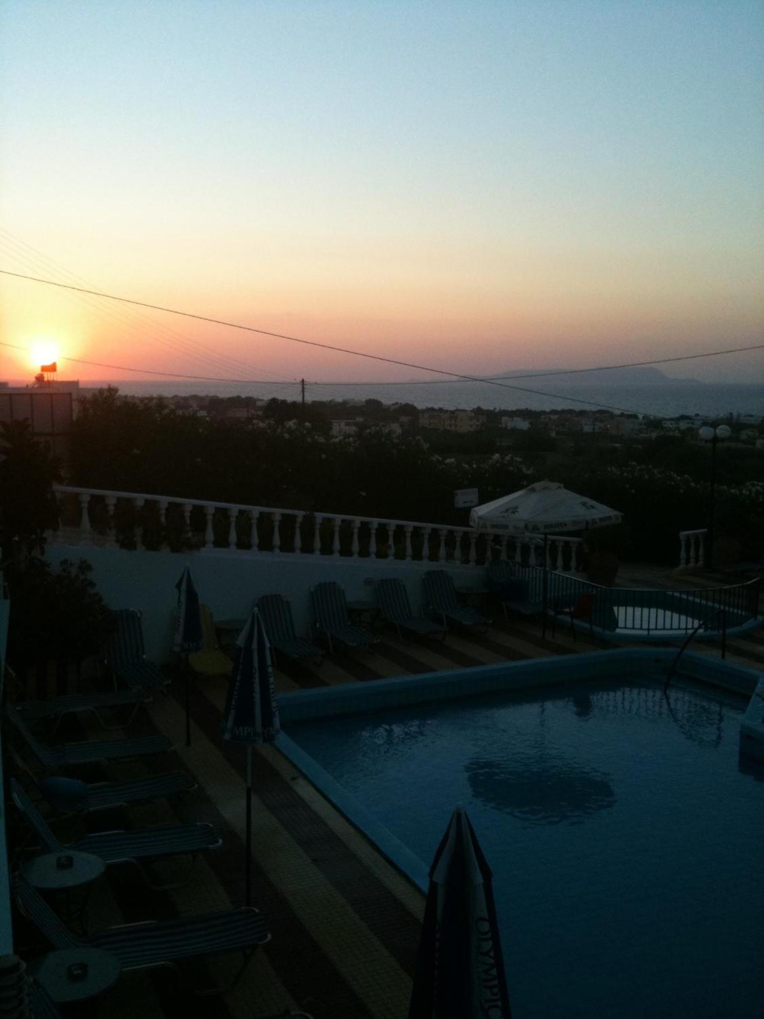 Villa Marina Chersonissos Buitenkant foto