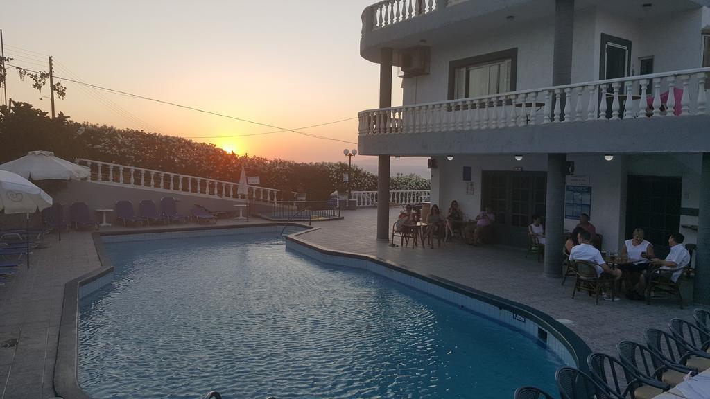 Villa Marina Chersonissos Buitenkant foto